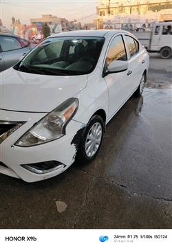 Nissan Versa